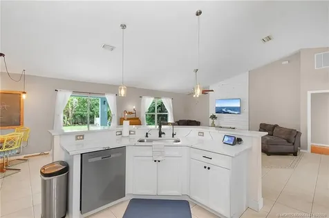 1925 SW Sylvester Lane Port St Lucie FL 34984