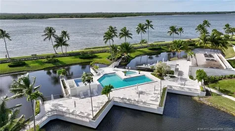 2806 SE Dune Drive Stuart FL 34996