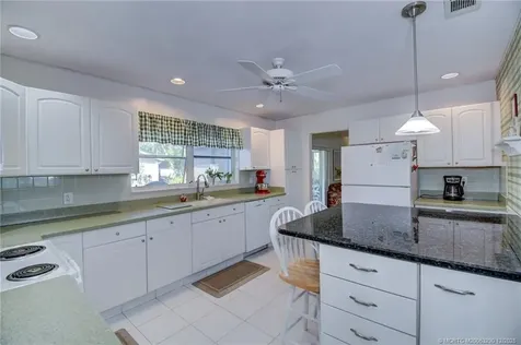 1843 SE Granada Lane Stuart FL 34996