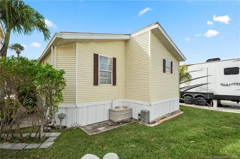 10725 S Ocean Drive Jensen Beach FL 34957