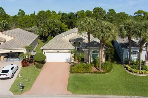 926 SE Westminster Place Stuart FL 34997