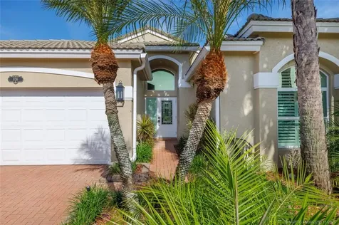 926 SE Westminster Place Stuart FL 34997