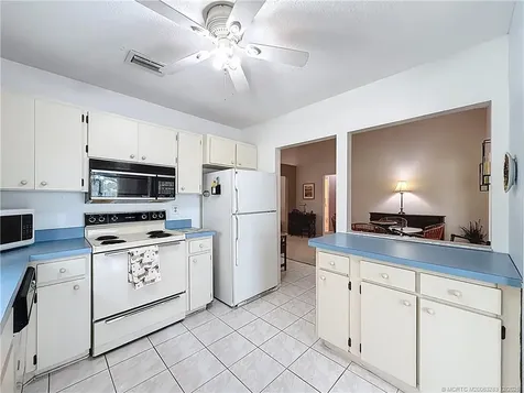 2388 SE Breckenridge Circle Port St Lucie FL 34952