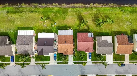 2388 SE Brekenridge Circle Port St Lucie FL 34952