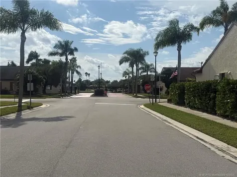 2388 SE Breckenridge Circle Port St Lucie FL 34952