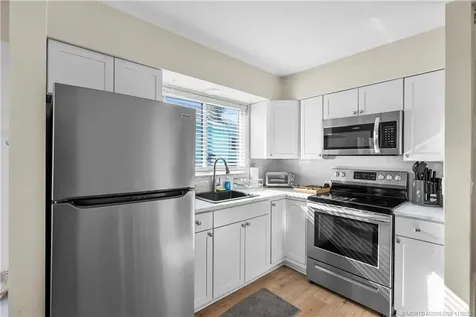 2725 NE Indian River Drive Jensen Beach FL 34957