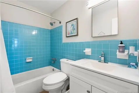 2725 NE Indian River Drive Jensen Beach FL 34957