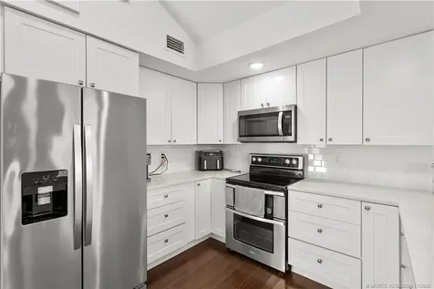 2725 NE Indian River Drive Jensen Beach FL 34957