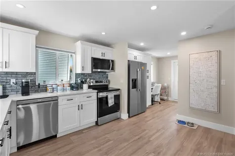 2725 NE Indian River Drive Jensen Beach FL 34957