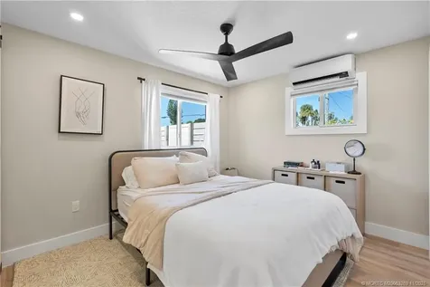 2725 NE Indian River Drive Jensen Beach FL 34957