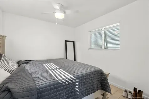 2725 NE Indian River Drive Jensen Beach FL 34957