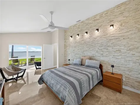 3961 NE Breakwater Drive Jensen Beach FL 34957