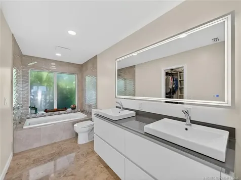 3961 NE Breakwater Drive Jensen Beach FL 34957