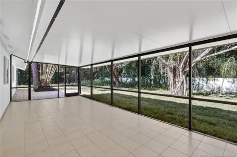 2041 SE Giffen Avenue Port St Lucie FL 34952