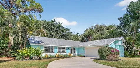 2041 SE Giffen Avenue Port St Lucie FL 34952