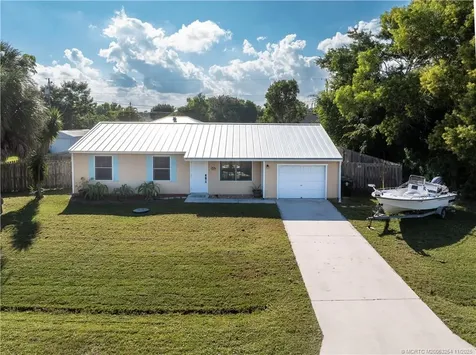 3071 SE East Blackwell Drive Port St Lucie FL 34952