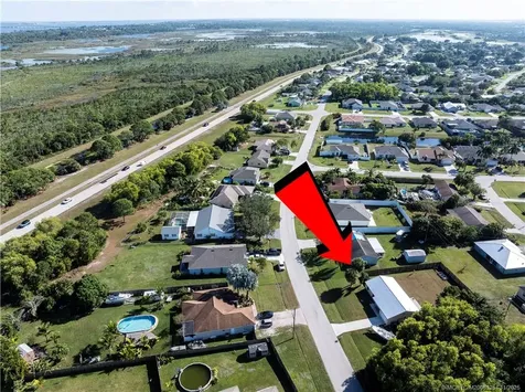 3071 SE East Blackwell Drive Port St Lucie FL 34952