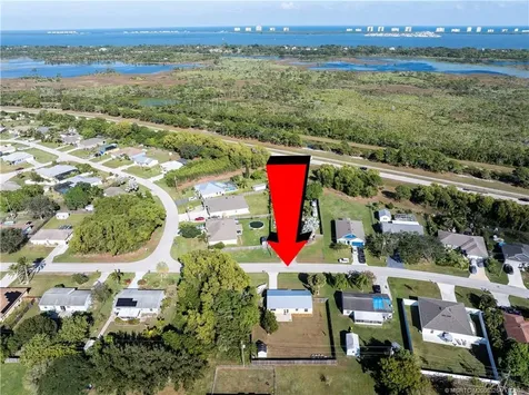 3071 SE East Blackwell Drive Port St Lucie FL 34952