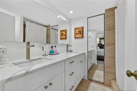 5773 SE Windsong Lane Stuart FL 34997