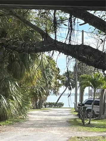 2172 NE Poinciana Terrace Jensen Beach FL 34957