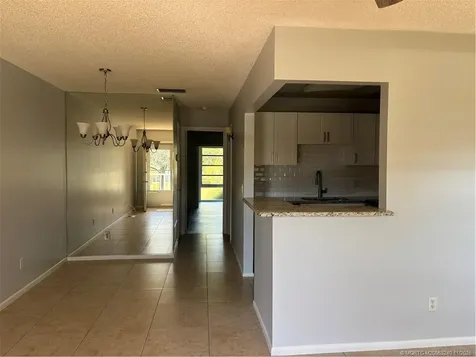 9 Lake Vista Trail Port St Lucie FL 34952