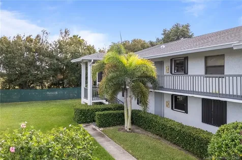 1210 SE Parkview Place Stuart FL 34994