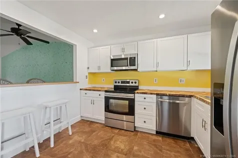 1210 SE Parkview Place Stuart FL 34994