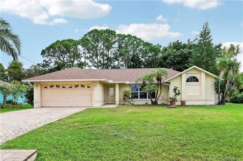 2579 SE Leithgow Street Port St Lucie FL 34952