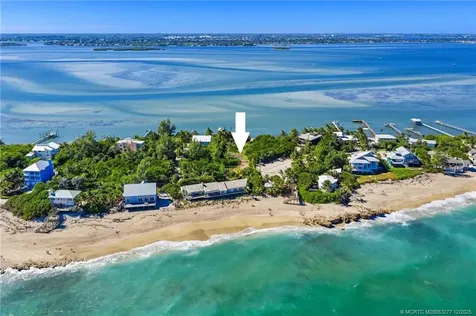 00 SE Macarthur Boulevard Hutchinson Island FL 34996