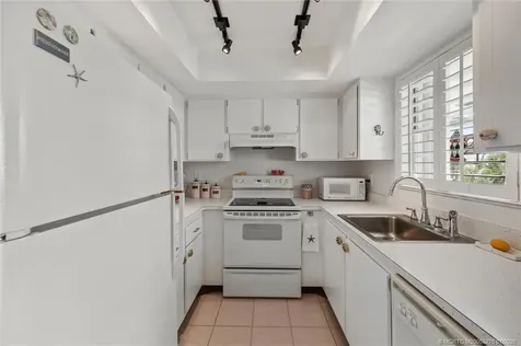 2929 SE Ocean Boulevard Stuart FL 34996