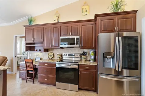 2434 SE Pascal Avenue Port St Lucie FL 34952