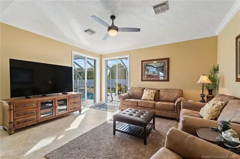 2434 SE Pascal Avenue Port St Lucie FL 34952