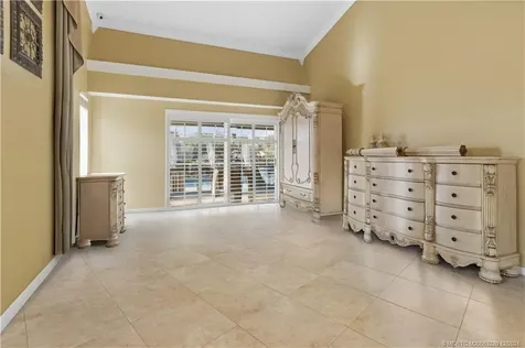 233 NE Sagamore Terrace Port St Lucie FL 34983