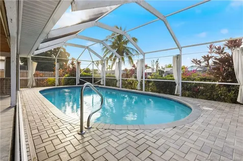 233 NE Sagamore Terrace Port St Lucie FL 34983