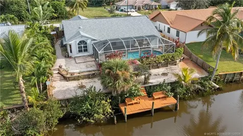 233 NE Sagamore Terrace Port St Lucie FL 34983