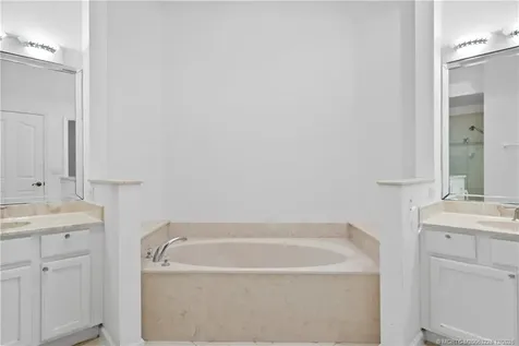 671 NW Red Pine Way Jensen Beach FL 34957