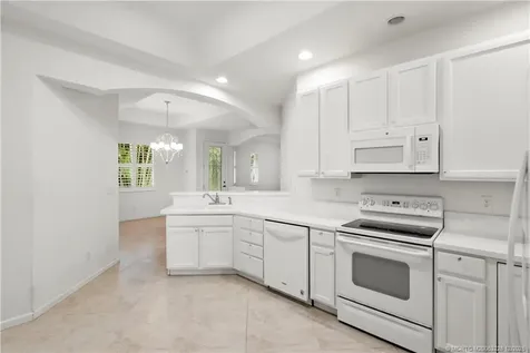 671 NW Red Pine Way Jensen Beach FL 34957