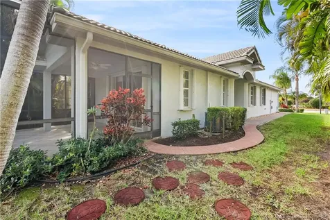 671 NW Red Pine Way Jensen Beach FL 34957