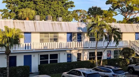 2929 SE Ocean Boulevard Stuart FL 34996