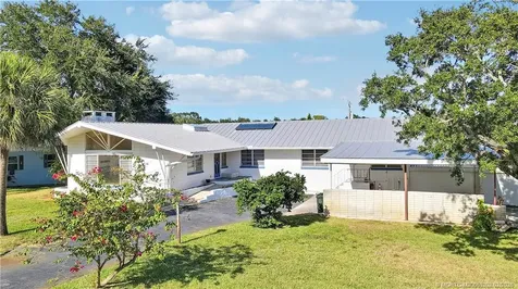 1995 NE River Court Jensen Beach FL 34957