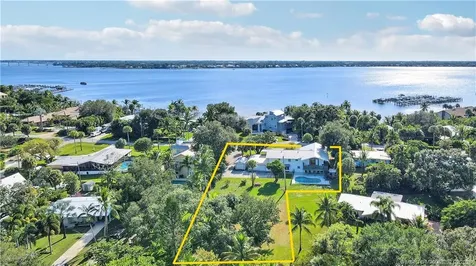1995 NE River Court Jensen Beach FL 34957