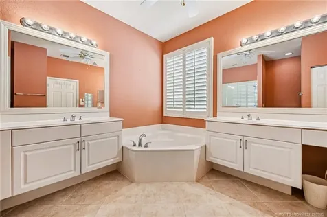 2690 SE Stonebriar Way Stuart FL 34997