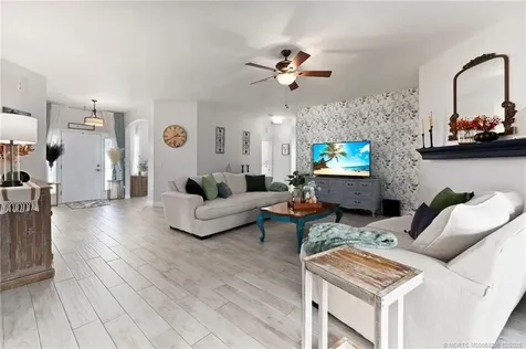 801 SW Tulip Boulevard Port St Lucie FL 34953