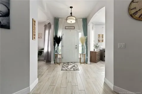 801 SW Tulip Boulevard Port St Lucie FL 34953