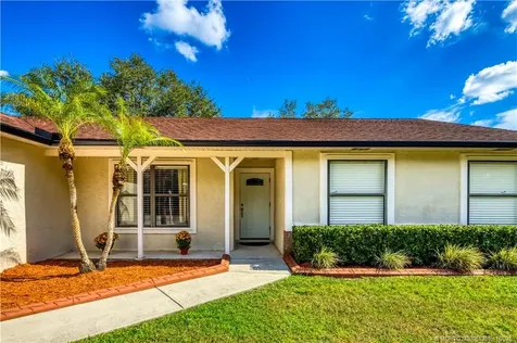2765 SE Eagle Drive Port St Lucie FL 34984