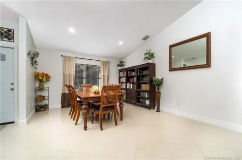 2765 SE Eagle Drive Port St Lucie FL 34984