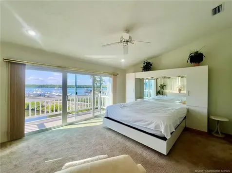 2486 Harbour Cove Drive Hutchinson Island FL 34949