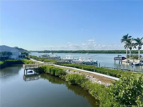 2486 Harbour Cove Drive Hutchinson Island FL 34949