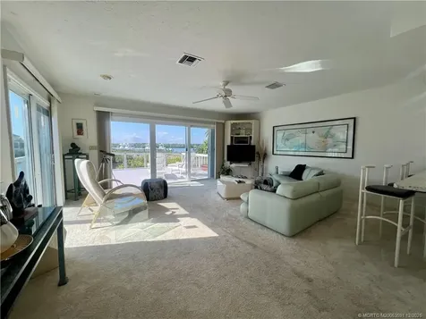 2486 Harbour Cove Drive Hutchinson Island FL 34949