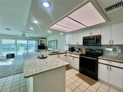 2486 Harbour Cove Drive Hutchinson Island FL 34949